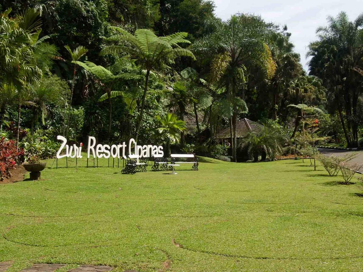 Zuri Resort Cipanas Puncak Esterno foto